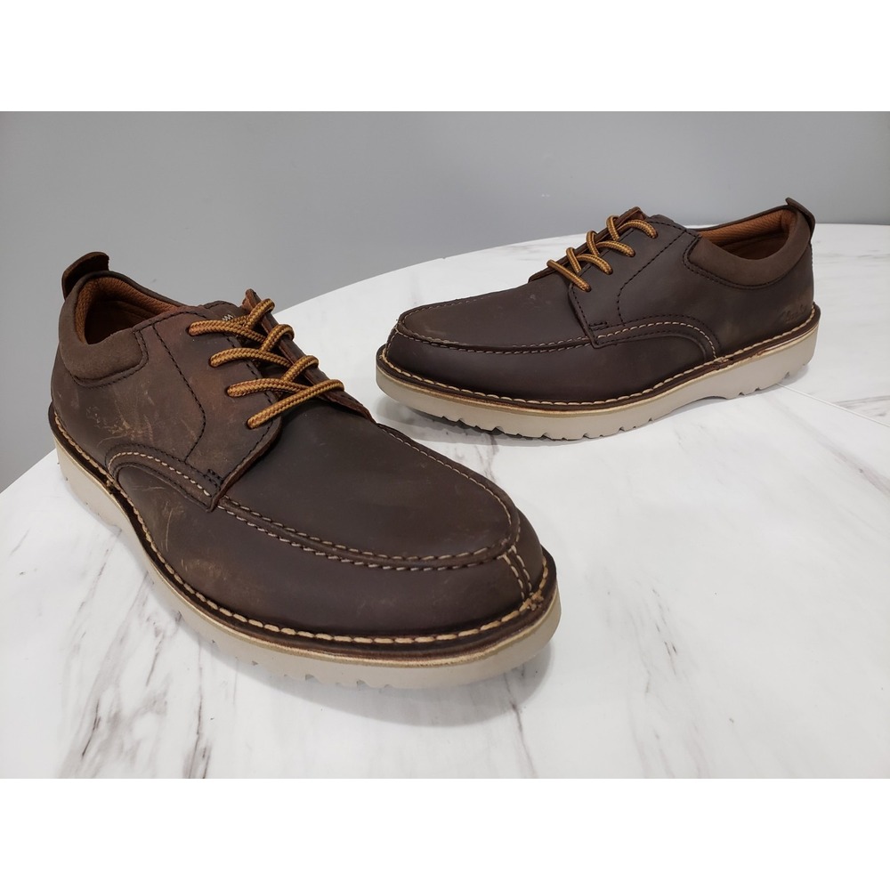 NEVER WORN HAS SCUFF‎ MARKS Clarks SIZE 9 Eastridge Moc Beeswax Leather 26179425
